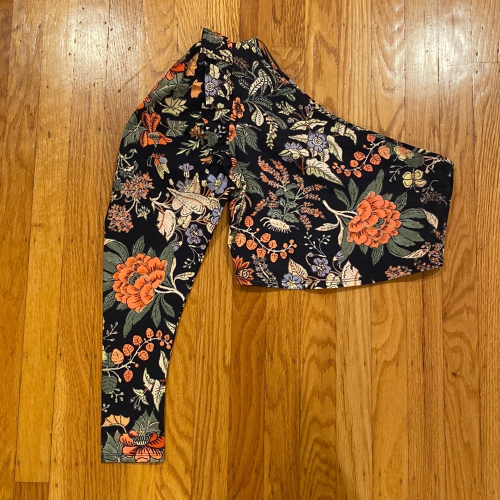 Zara flower top